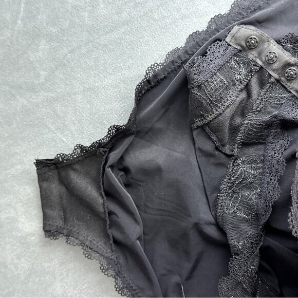 Daisy Fuentes Full Figure Teddy Plus Size 1X Bodysuit Lingerie Black Lace Red - Picture 5 of 9